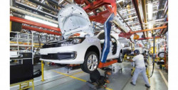 La producción y exportación de vehículos de México cae 20 % en 2020, una de las industrias más importantes del país