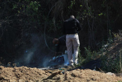 Encuentran a una persona asesinada asesinada y totalmente quemada de manera intencional