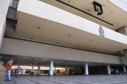 Mantiene el Gobierno del Estado a personal vulnerable trabajando en casa