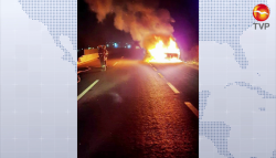 Se incendia taxi al sur de Mazatlán
