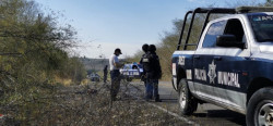Encuentran a una persona asesinada sobre la carretera a Tepuche