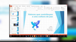 Le dan la vuelta a la página estudiantes de secundaria al celebrar el Día de la Paz y la No Violencia