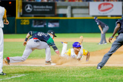 México demuestra su poder al bat y vence a Colombia en Serie del Caribe