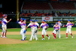 Puerto Rico blanquea a Venezuela y consigue su primera victoria en Serie del Caribe 2021