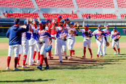 Criollos de Puerto Rico vence a Federales de Panamá
