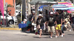 Permitirán ambulantaje conforme a semáforo epidemiológico en Mazatlán
