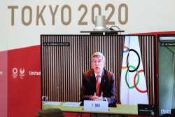Thomas Bach es reelegido como presidente del COI
