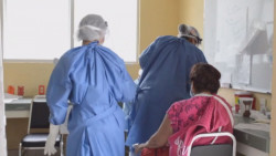 Más de 180 mil trabajadoras del IMSS se encuentran en la primera línea de atención