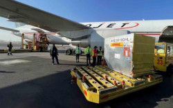 Llegó a México sustancia activa para envasar 3 millones de vacunas CanSino