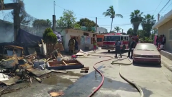 Se incendia patio de casa en colonia Insurgentes