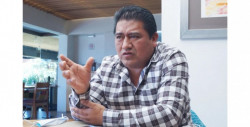 Renuncia candidato de Morena acusado de abrir chat sexual con fotos de mujeres de su zona