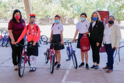 Entrega DIF Sinaloa bicicletas a niños y niñas de Ahome