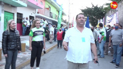 Arranca Pucheta campaña en la colonia Obrera