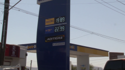 Asegura AMLO que en su sexenio no ha subido la gasolina