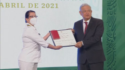 Reconocen a personal de la Salud