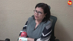 Va detrás de los funcionarios 'encampañados'