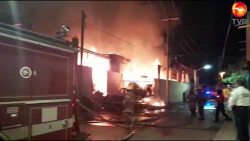 Arde recicladora por más de cinco horas en la Ladrillera