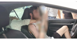Mujer de 55 años trata de estrangular y mordió a conductor de Uber