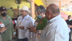 Seguridad y alumbrado público le piden a Faustino Hernández en el mercado de abastos