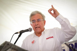 Rocha Moya va a mejorar las condiciones de vida de los trabajadores