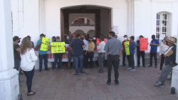 Se manifiestan y bloquean avenida Álvaro Obregón