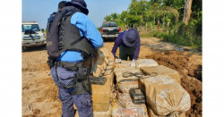 Decomisan 58 bultos de cocaína enterrada con un peso de 1 mil 392 kilos y valor de 18 mdd