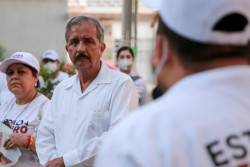 Trabajadores del Ayuntamiento demuestran su apoyo a Estrada Ferreiro