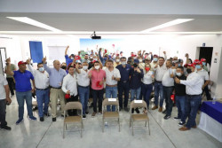 A electrificar comunidades desde Topolobampo hasta el Jitzamuri, se compromete Mario Zamora