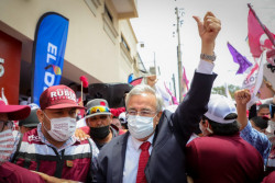 ¡Triunfo contundente de Rocha en debate-conversatorio de candidatos!