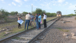 Se manifiestan trabajadores de Ferromex en Los Mochis