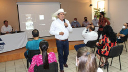 Apoya Canaco Culiacán y la Unión de Locatarios del Centro a Faustino Hernández