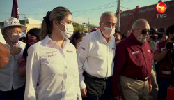 Rubén Rocha Moya recorre Tianguis de la Colonia Juárez en Mazatlán