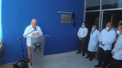 Develan placa del Centro de Investigación Aplicada de la Salud Pública