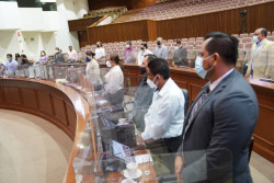 Guardan diputadas y diputados minuto de silencio por muerte de director de la PEP