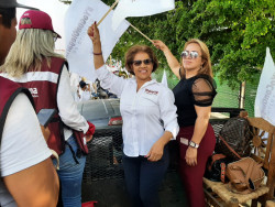 Cierra campaña en Mazatlán Olegaria Carrazco
