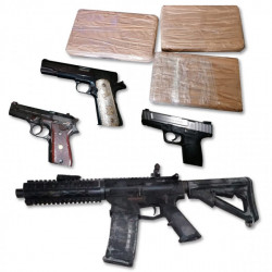 Aseguran armas y resguardan inmueble