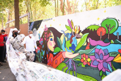 Develan muro alusivo al Día del Medio Ambiente