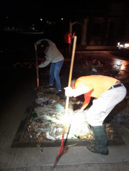 Tras lluvia en Culiacán se activa la limpieza de alcantarillas