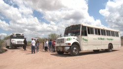 Se manifiestan en Yucuribampo por falta de transporte