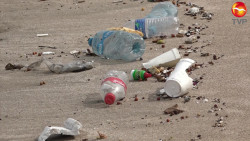 Invitan payasos a limpiar playas de Mazatlán