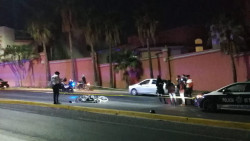 Muere al derrapar la motocicleta en la que viajaba