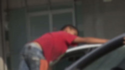 Piden se castigue con cárcel a personas que usen a menores para pedir dinero en calles y cruceros