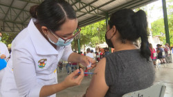 Sábado 24 Julio aplican vacuna covid en Los Mochis
