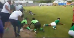Balacera deja tres muertos en pleno partido de futbol en Guanajuato (video)