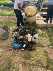 Basura genera taponamiento en bombas extractoras de agua en planta potabilizadora Isleta