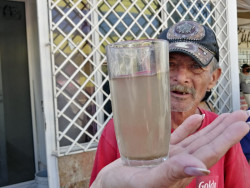 Vecinos de San Blas demandaran autoridades por escasez de agua