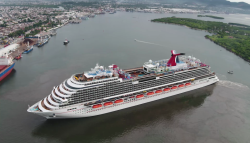 Llega crucero Carnival Panorama a Mazatlán, el primero después de 17 meses