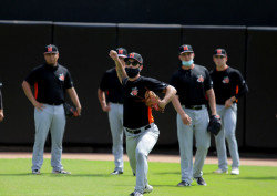 Naranjeros arranca entrenamientos con 30 jugadores rumbo a la temporada 2021-2022