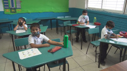 409 escuelas reportadas como afectadas por las lluvias que dejó Nora