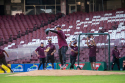 Tomateros de Culiacan abre pretemporada éste viernes